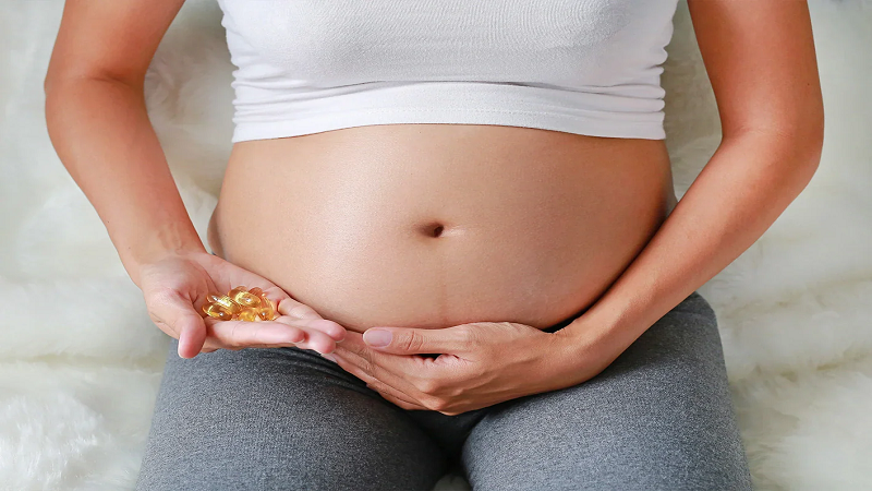 متخصص زنان بجنورد | دکتر آرزو سعیدی | بهترین متخصص زنان بجنورد | Omega-3 intake during pregnancy