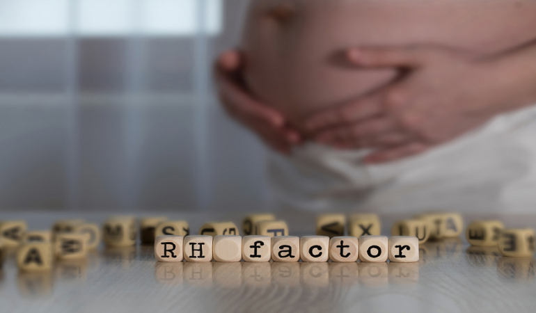 آزمایش های لازم برای مادران Rh منفی در بارداری